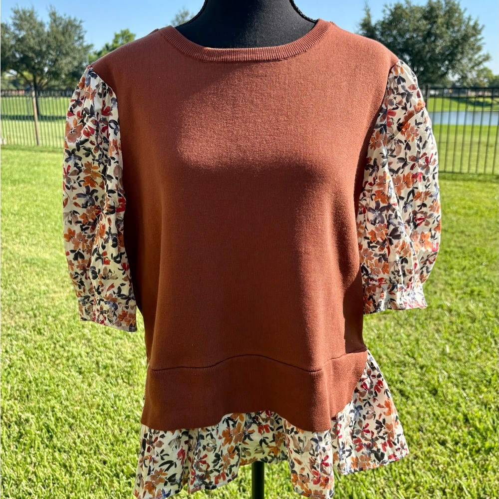 Anthropologie/ Floral Sleeve Brown Women's Top